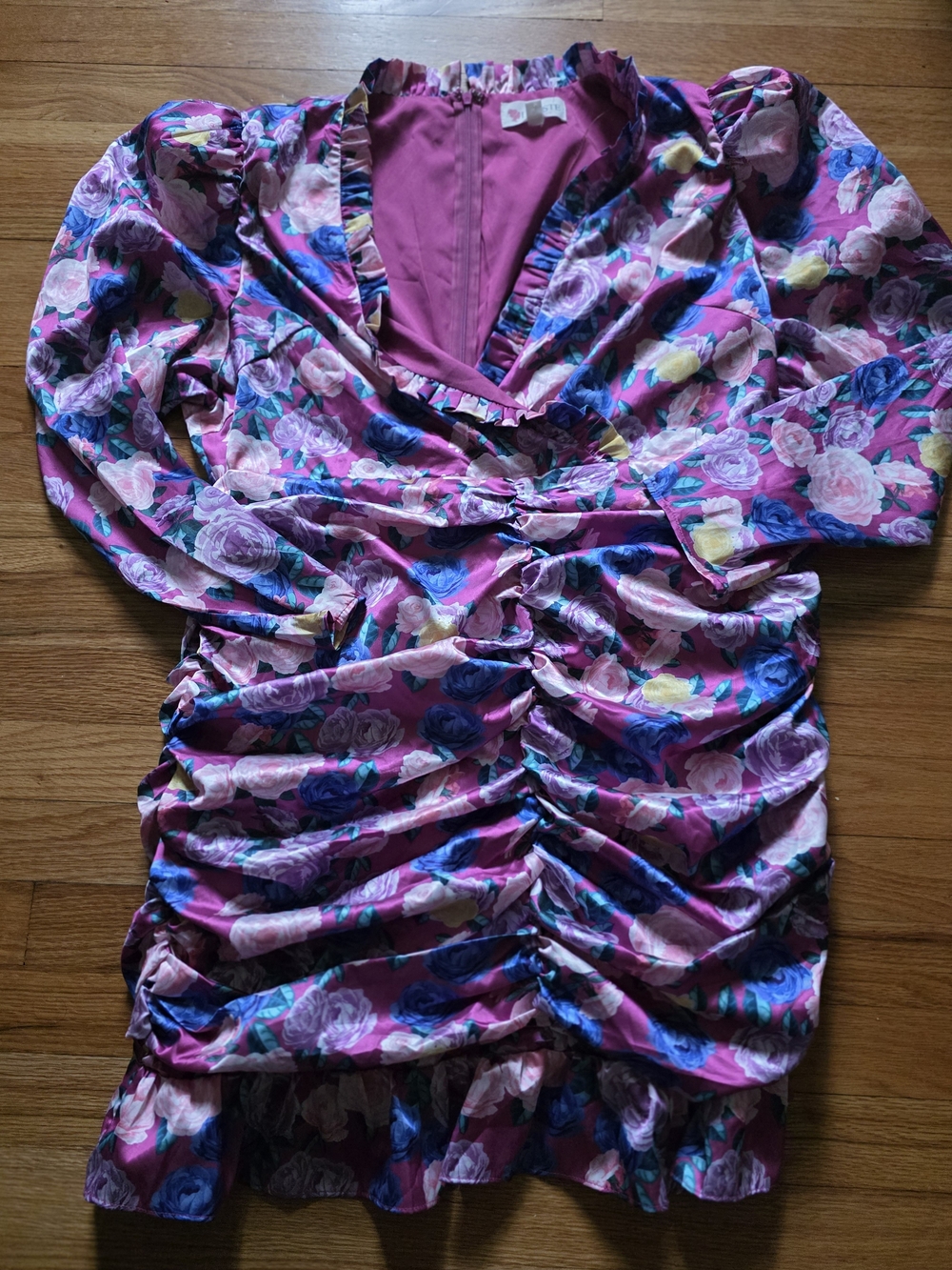 L'ATISTE Satin Floral Robe in Magenta Pink XL